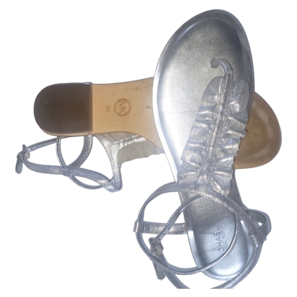 Michael Kors Silver Leather Bella Wrinkled Adjustable Ankle Strap Sandals 8M - Picture 4 of 8